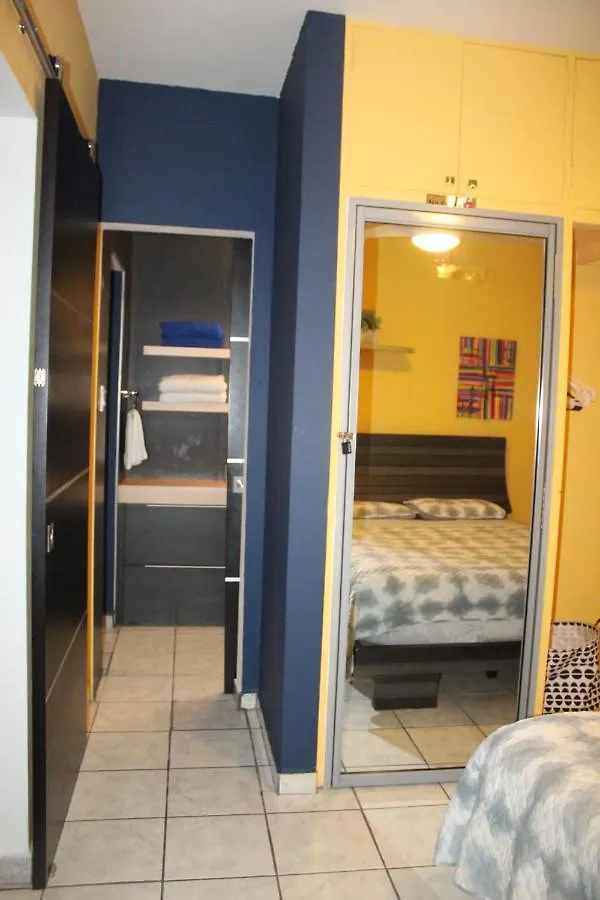 Condado Beach Apartment サンジョアン